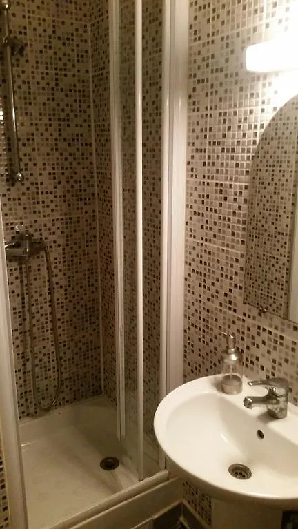 Victory Hotel Galou Parijs