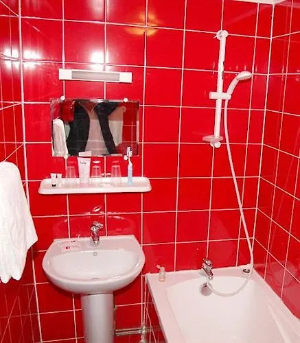 Victory Hotel Galou Parijs 0*,